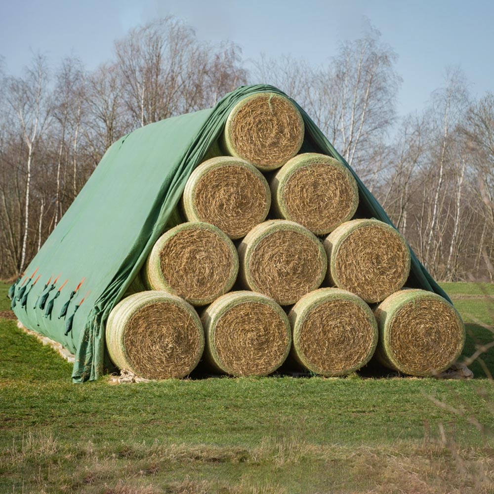https://agromax.com.cy/wp-content/uploads/2023/08/agromax-products-straw-hay-bale-protection-covers.jpg
